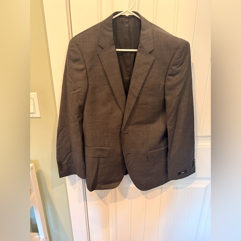 Hugo Boss Suit Jacket & Vest - "Super 100" Virgin Wool - 36S